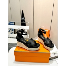 Hermes Sandals